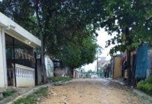 Calles Los Arqueanos sumidas en abandono