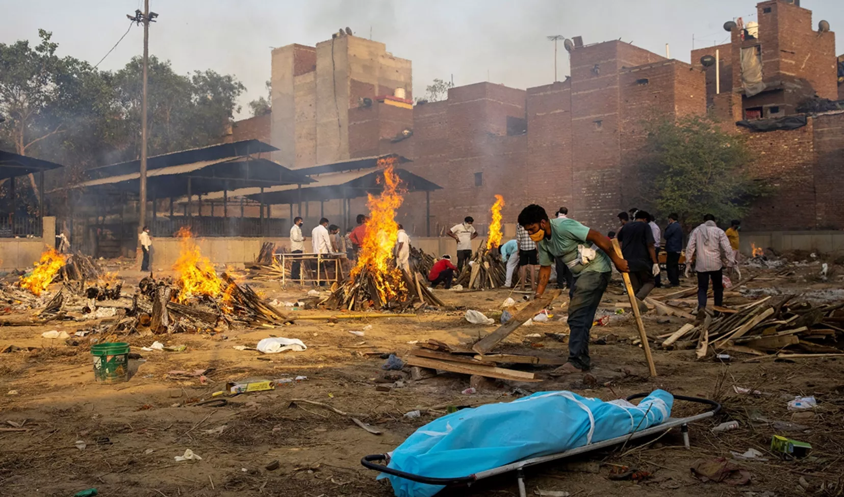 La India entra en mortífera ola de Covid-19 y sin vacunas