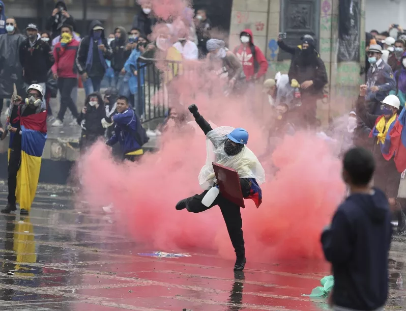 La protesta sigue en calles Colombia