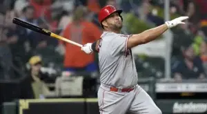 Albert Pujols pasa por waivers y ahora es agente libre