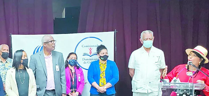 Representantes y directivos de la entidad, durante la rueda de prensa.