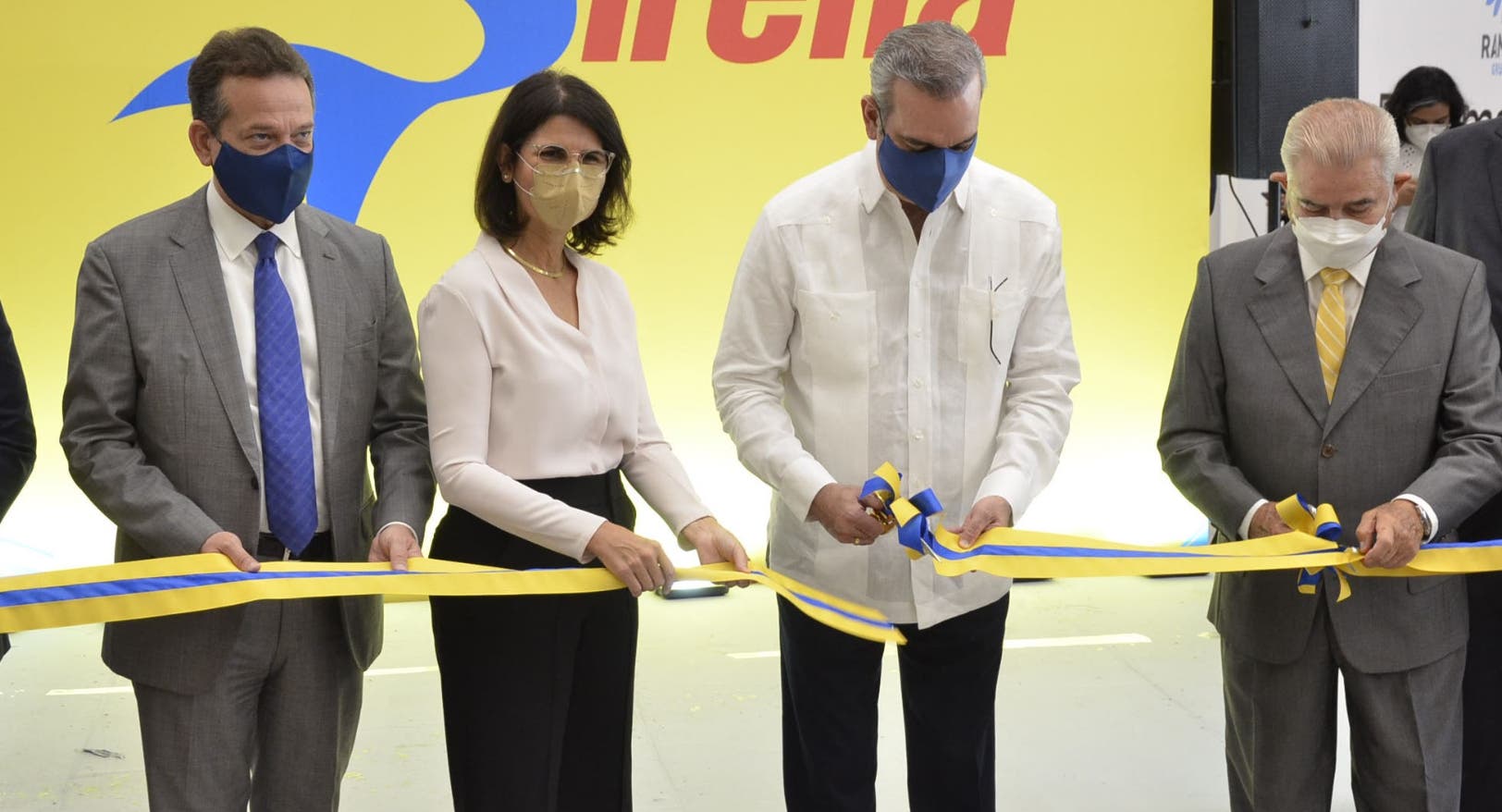 La Sirena inaugura una moderna tienda en el municipio Los Alcarrizos