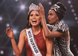 Todo sobre el vestido rojo que lució Andrea Meza, Miss Universo 2021