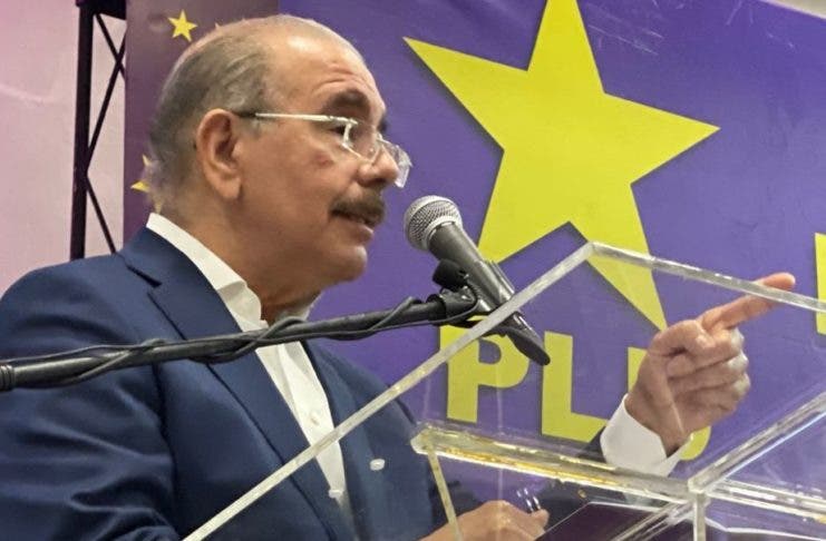 Danilo Medina instruyó funcionarios a «buscar» dinero para financiar campaña de Gonzalo, según MP