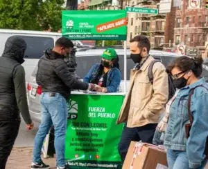 Inician en NYC afiliaciones masivas hacia la Fuerza del Pueblo