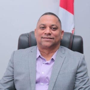 Alzas, impuestos y resiliencia dominicana