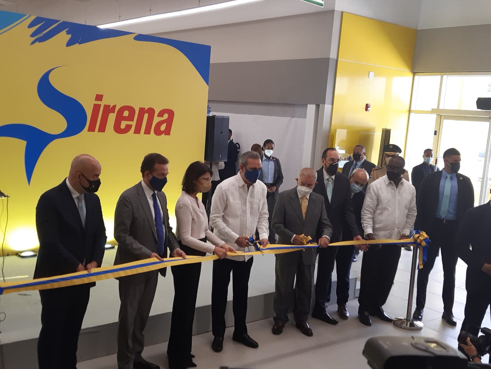 Grupo Ramos inaugura tienda Sirena Los Alcarrizos