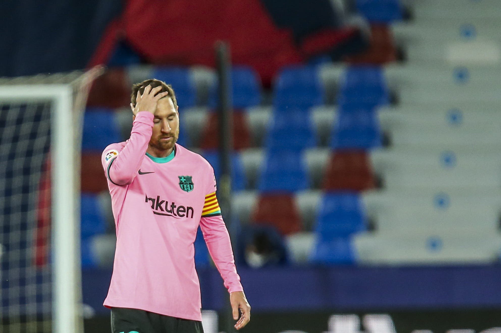 Barça empata con Levante; se aleja del título en La Liga