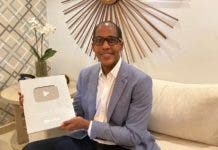 Hiddekel Morrison recibe Premio de Plata de YouTube