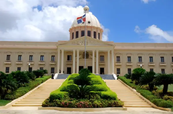 Palacio Nacional, Abinader, El Día