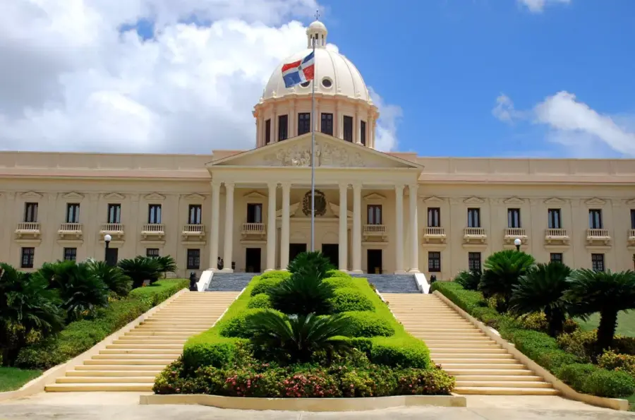 Palacio Nacional, Abinader, El Día