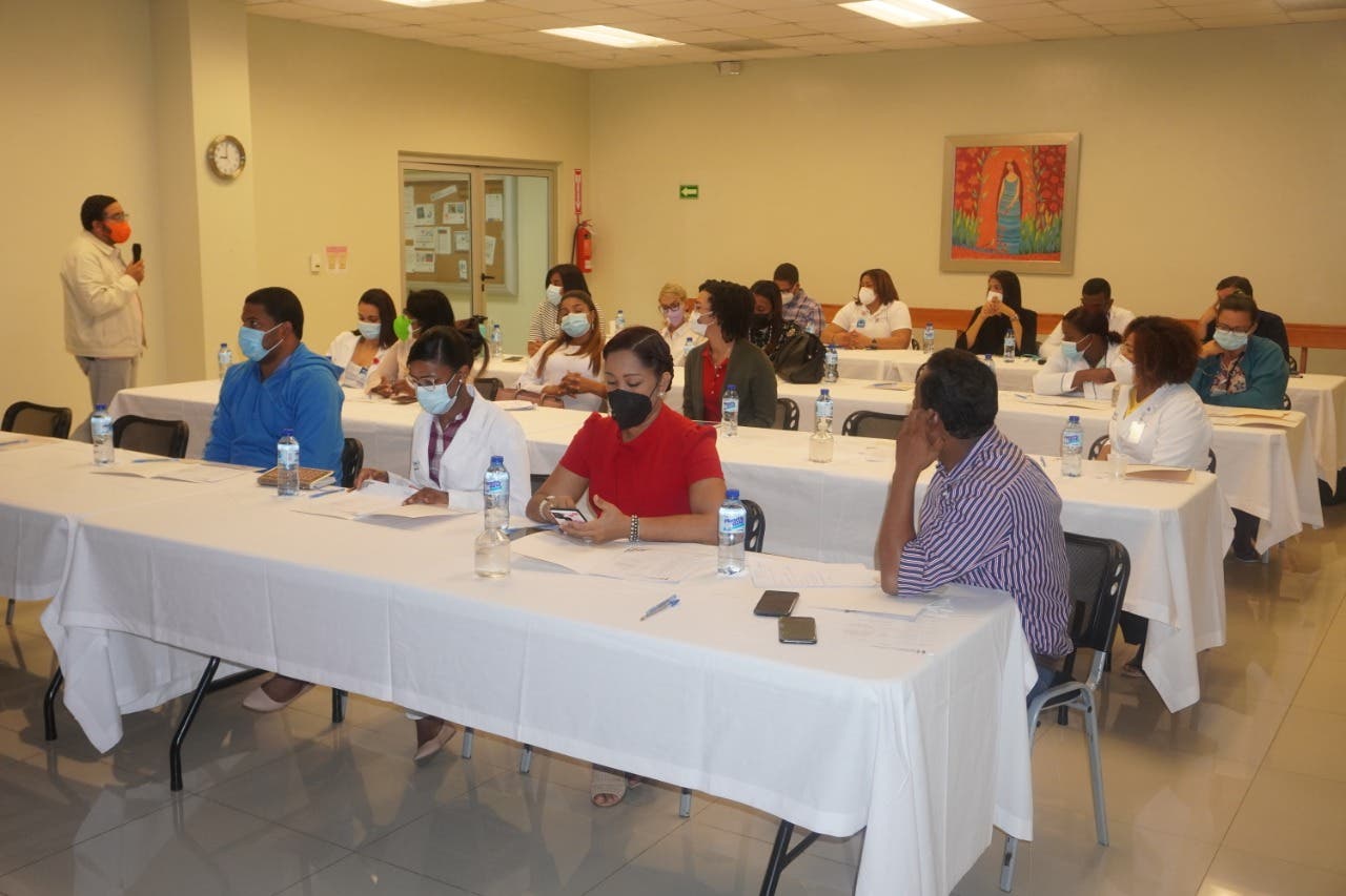 Hospital Materno Dr. Reynaldo Almánzar realiza taller «Socialización de los Protocolos Obstétricos»