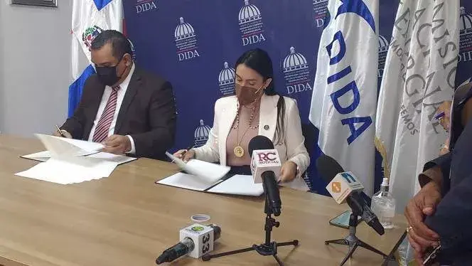 Dida y Comisión de Energía firman acuerdo de colaboración