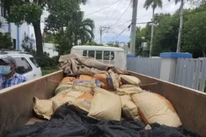 Recuperan más de 40 quintales de fertilizantes se venderían de manera irregular