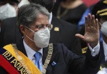 Conservador Guillermo Lasso asume las riendas de Ecuador