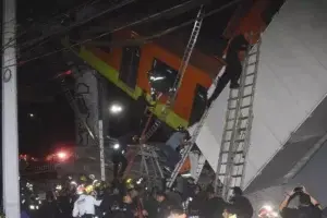 Metro cae en Ciudad de México: 23 muertos y 70 heridos