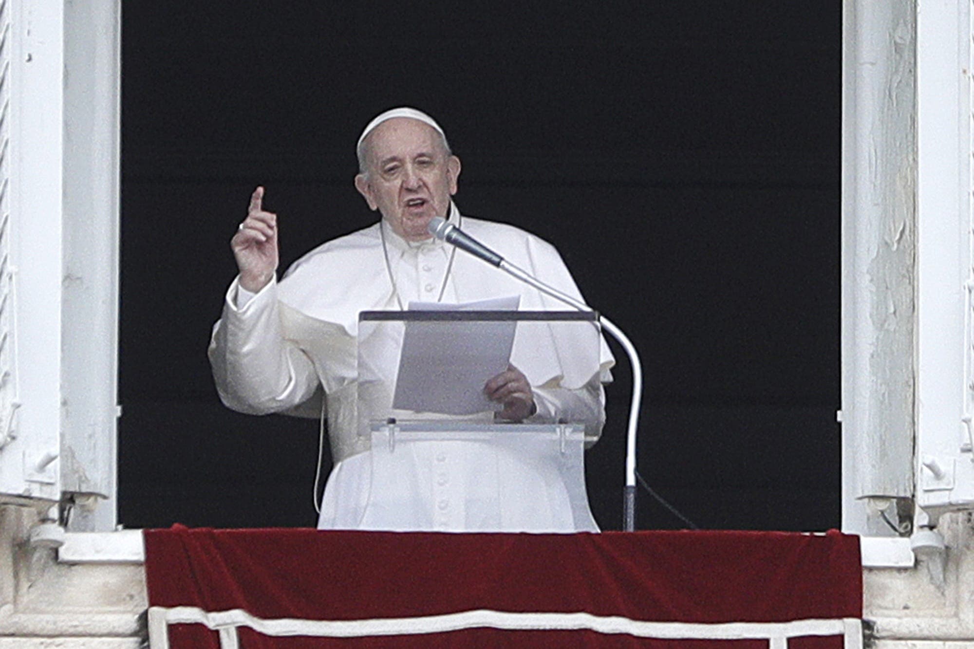 El papa pide el cese de la “inaceptable” violencia entre Israel y Palestina