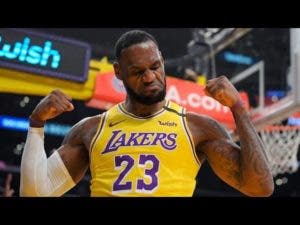 Lakers barren a los Warriors y LeBron James dice que “Veía tres aros así que apunté al del medio»