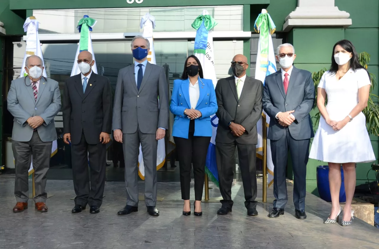 Inician “Semana de la Seguridad Social 2021” con izamiento de la Bandera Nacional