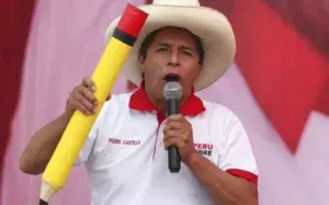 El 66 % de peruanos afirma que Pedro Castillo ganó las elecciones en Perú