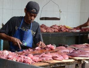 Los precios de las carnes bajan ligeramente