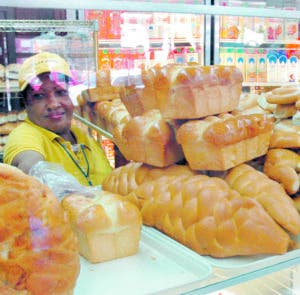 Panaderos dicen subsidios evitarán alza precio de pan