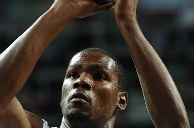 Kevin Durant lidera equipo de Estados Unidos irá Tokio 2020