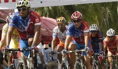 Ciclistas 20 países  al Grand Prix Punta Cana