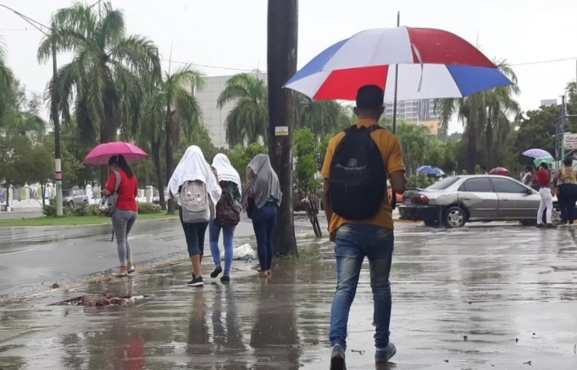 Fuertes aguaceros hoy y mañana