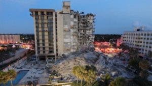 El derrumbe de un edificio en Miami deja al menos un muerto y 51 desaparecidos