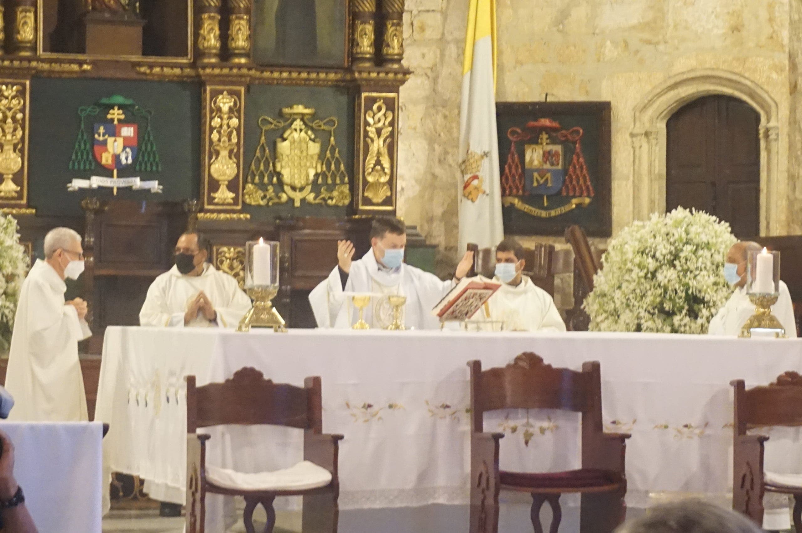 Iglesia Católica pide por cese del coronavirus en Solemnidad de Corpus Christi