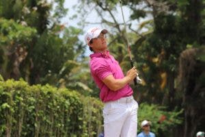 Pumarol y Mendoza encabezan primera ronda Campeonatos Nacionales de Fedogolf