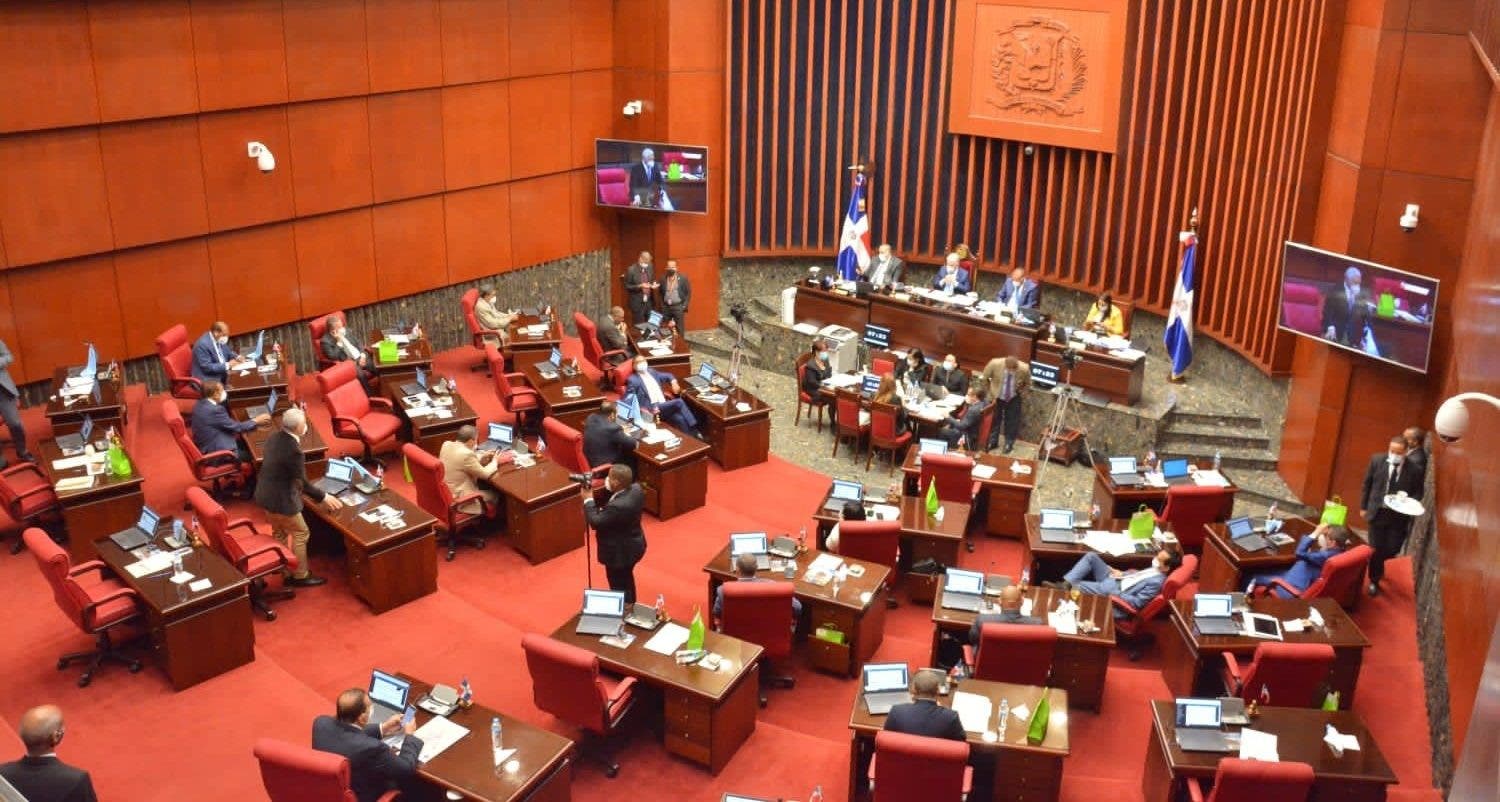 Senado aprueba en primera lectura el proyecto de ley de Aduanas