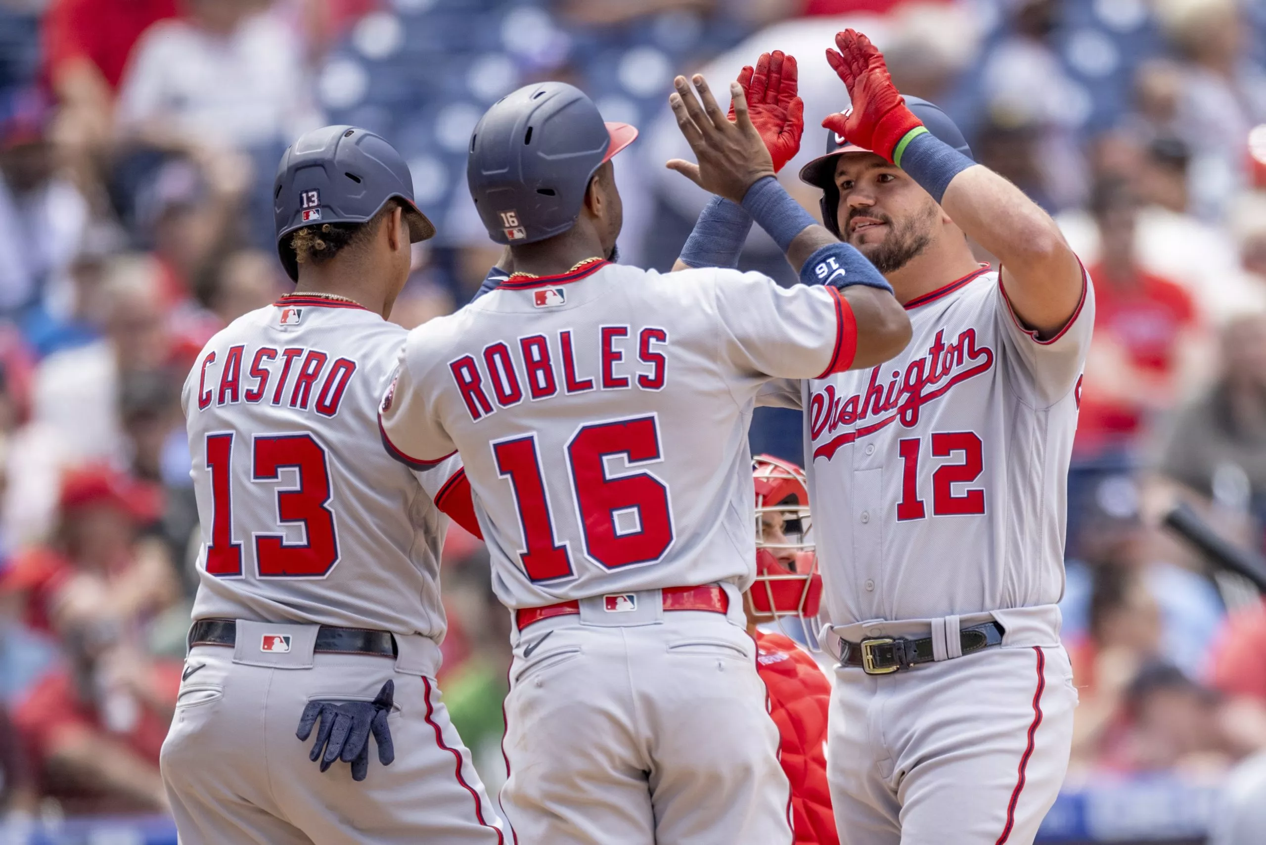 Starlin Castro y los Nacionales vencen en festival ofensivo a Filis