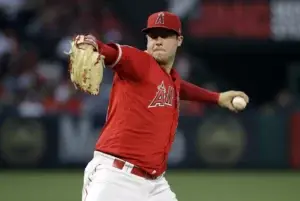 Ex empleado de los Angelinos condenado a 22 años por muerte por sobredosis de Tyler Skaggs