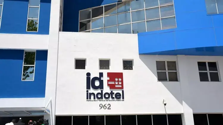 Por disposiciones del Indotel, telefónicas devuelven 37 millones de pesos a usuarios 