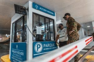 Alcaldía cierra temporalmente parqueo de la calle José Reyes,  Ciudad Colonial