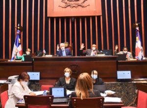 Senado aprueba en segunda lectura proyecto Ley de Aduanas