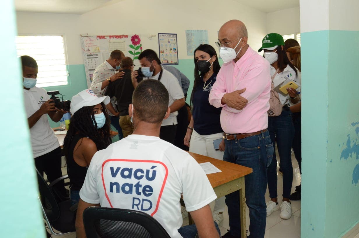 Aumentan centros de vacunación Covid-19 en San Juan de la Maguana