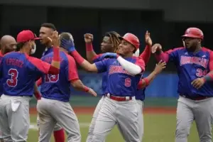 Dominicana se cae en la novena entrada y Japón derrotó 4-3 en primer partido olímpico