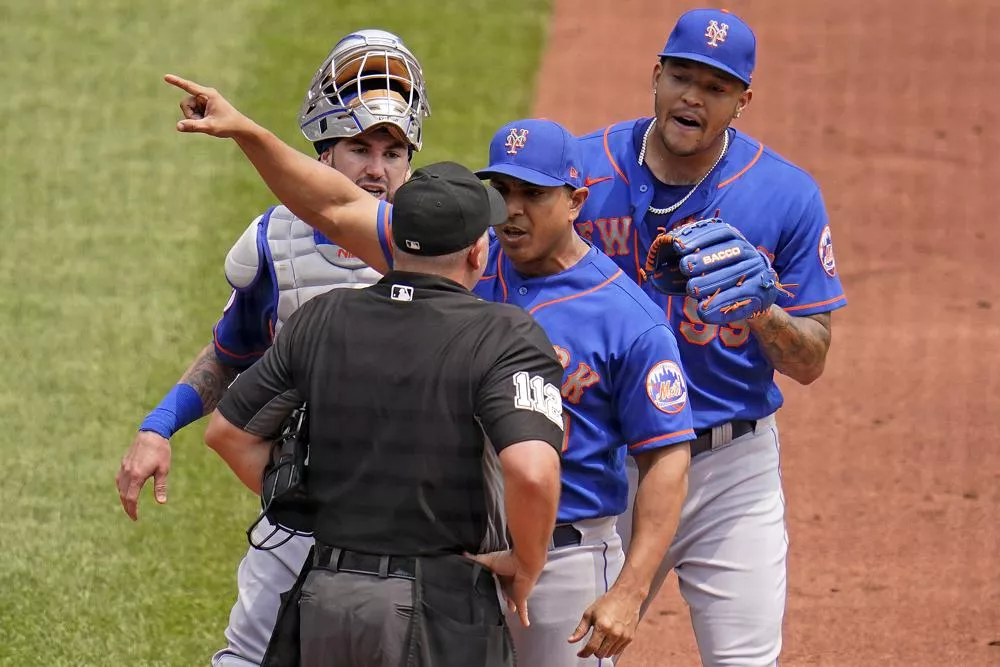 Dirigente de los Mets Luis Rojas, suspendido dos juegos por fuerte discusión