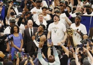 Los Bucks se proclaman campeones de la NBA tras derrotar a los Suns