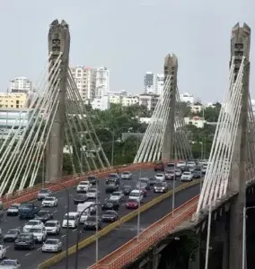 El puente Juan Bosch ha sido rejuvenecido