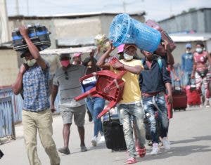 A los moradores de la frontera les preocupa el éxodo de los jóvenes