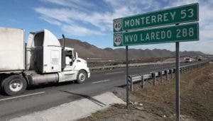 Suben a 71 los desaparecidos en carretera de norte de México