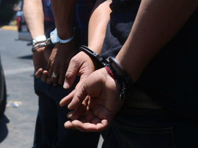 Un año de prisión para un dominicano y dos venezolanos por 300 paquetes de drogas