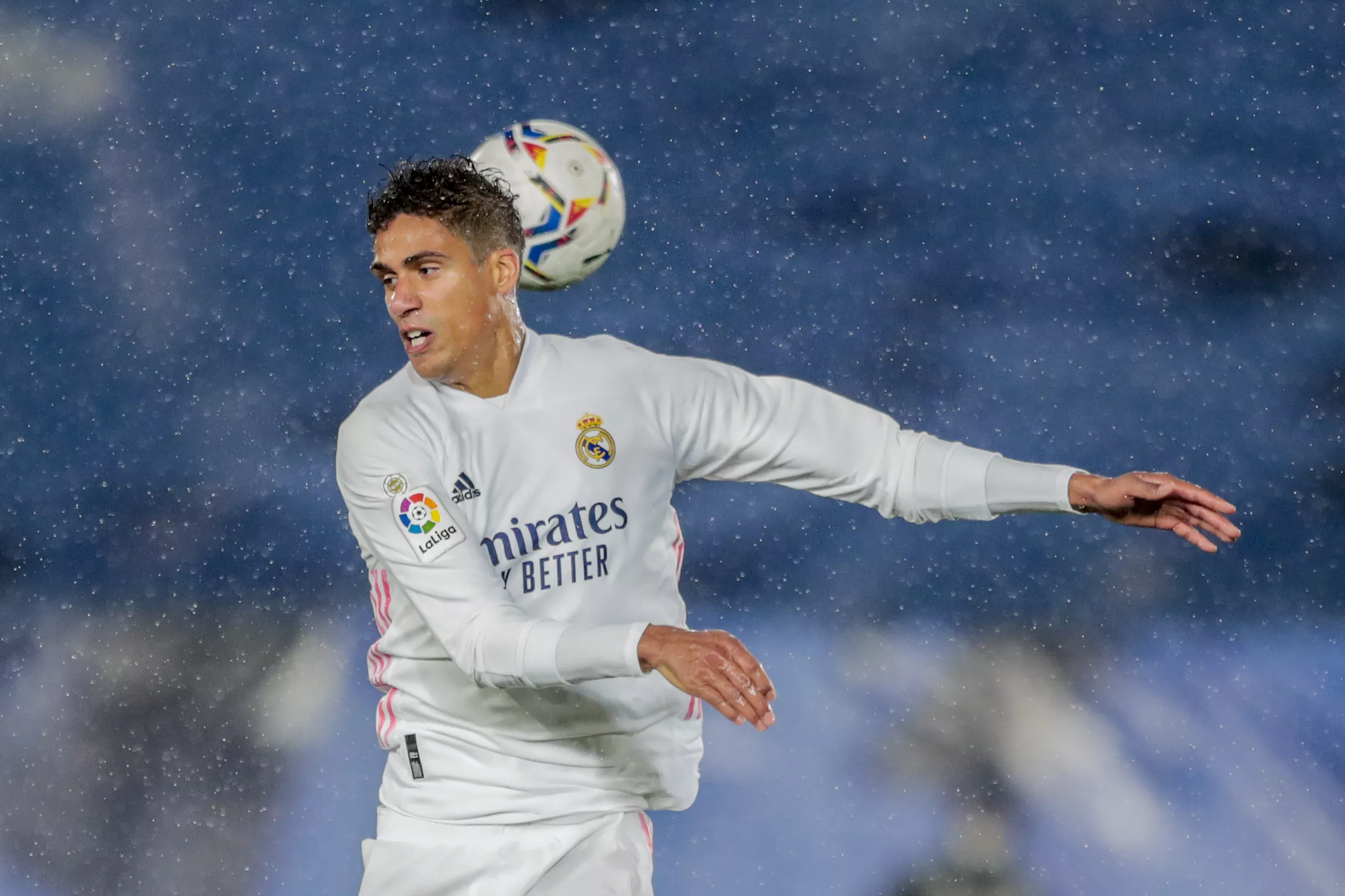 El Real Madrid anuncia el traspaso de Varane al Manchester United