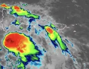 Elsa se localiza a 70 kms al sur de la Isla Beata tras degradarse a tormenta tropical