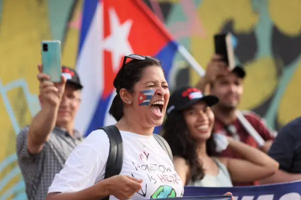 Cubans protest against the Cuban government in Warsaw