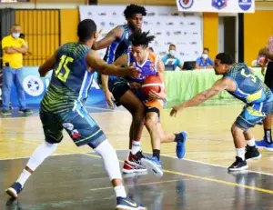 Cuatro equipos clasifican a serie semifinal torneo basket superior de Santo Domingo Este